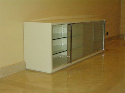 Meuble salon laqué - portes coulissant en verre sablé