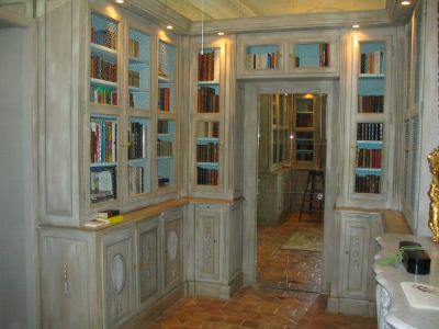 Bibliothèque en fraqué patiné